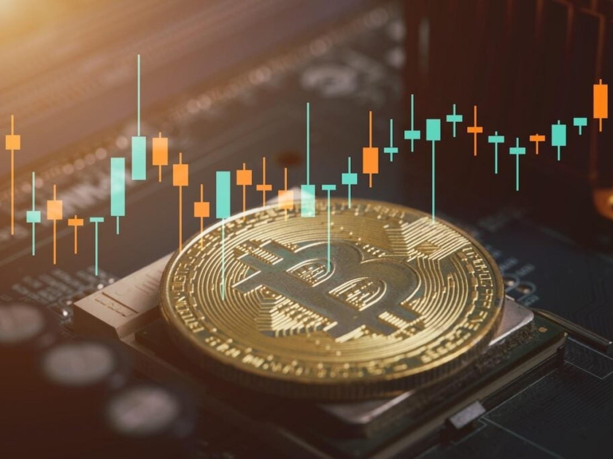 Bitcoin ateşkes uzatması sonrası 78.000 doları aşarken tasfiyeler 500 milyon dolara yaklaştı